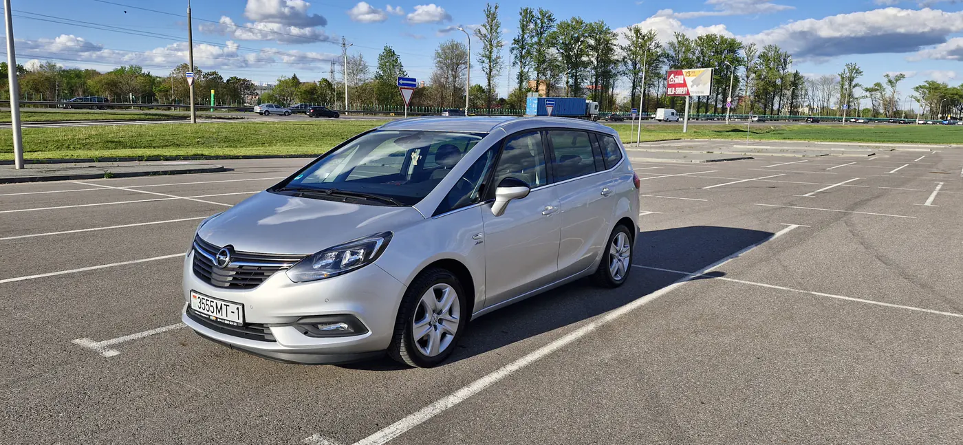 Opel Zafira C Рестайлинг, 2018