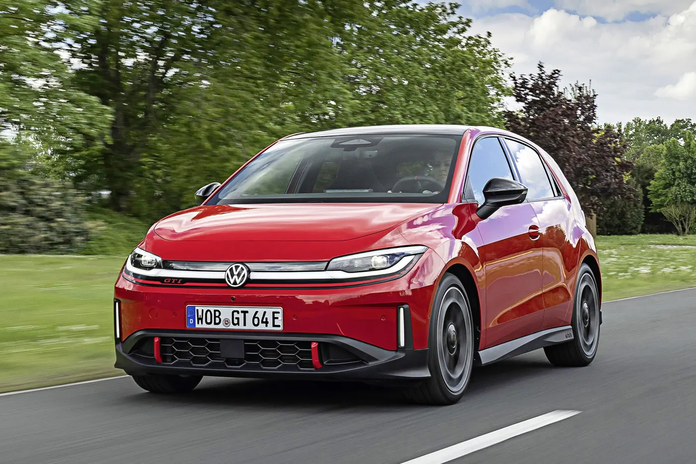 Polo под напряжением: новый электромобиль Volkswagen с отголосками прошлого