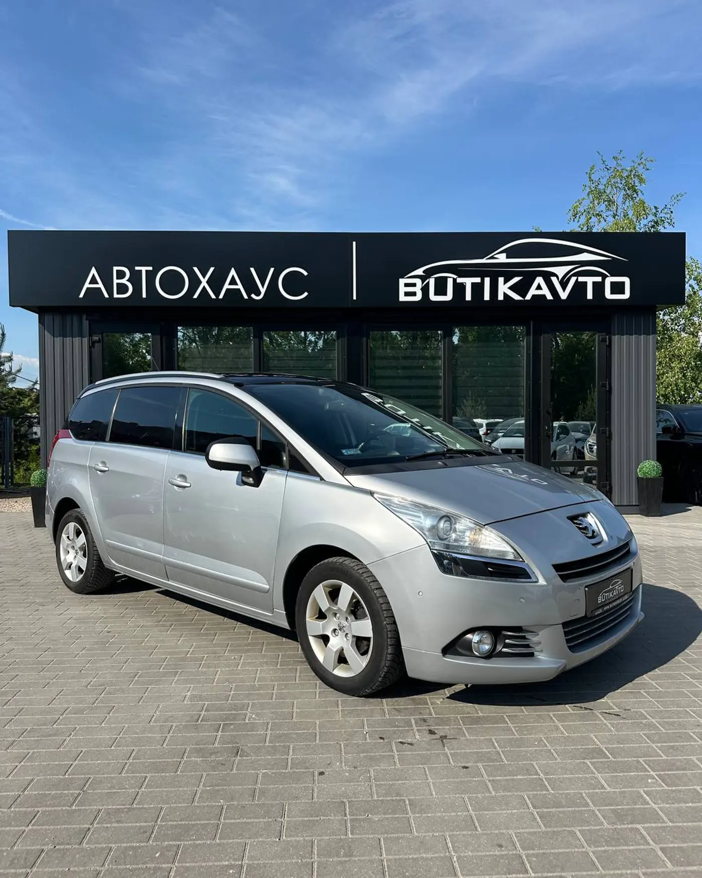 Peugeot 5008 I, 2012