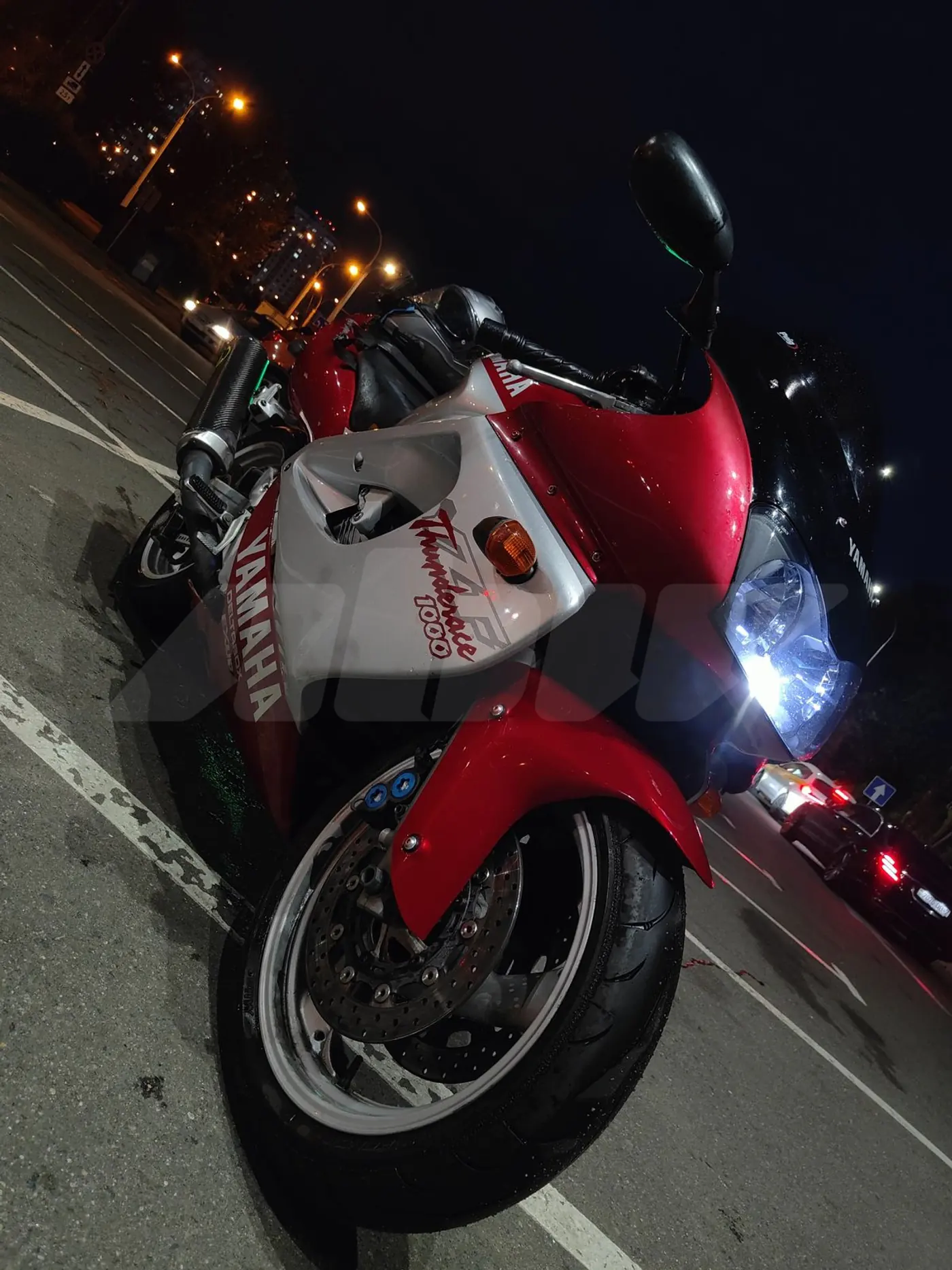 Yamaha YZF1000R Thunderace, 2000