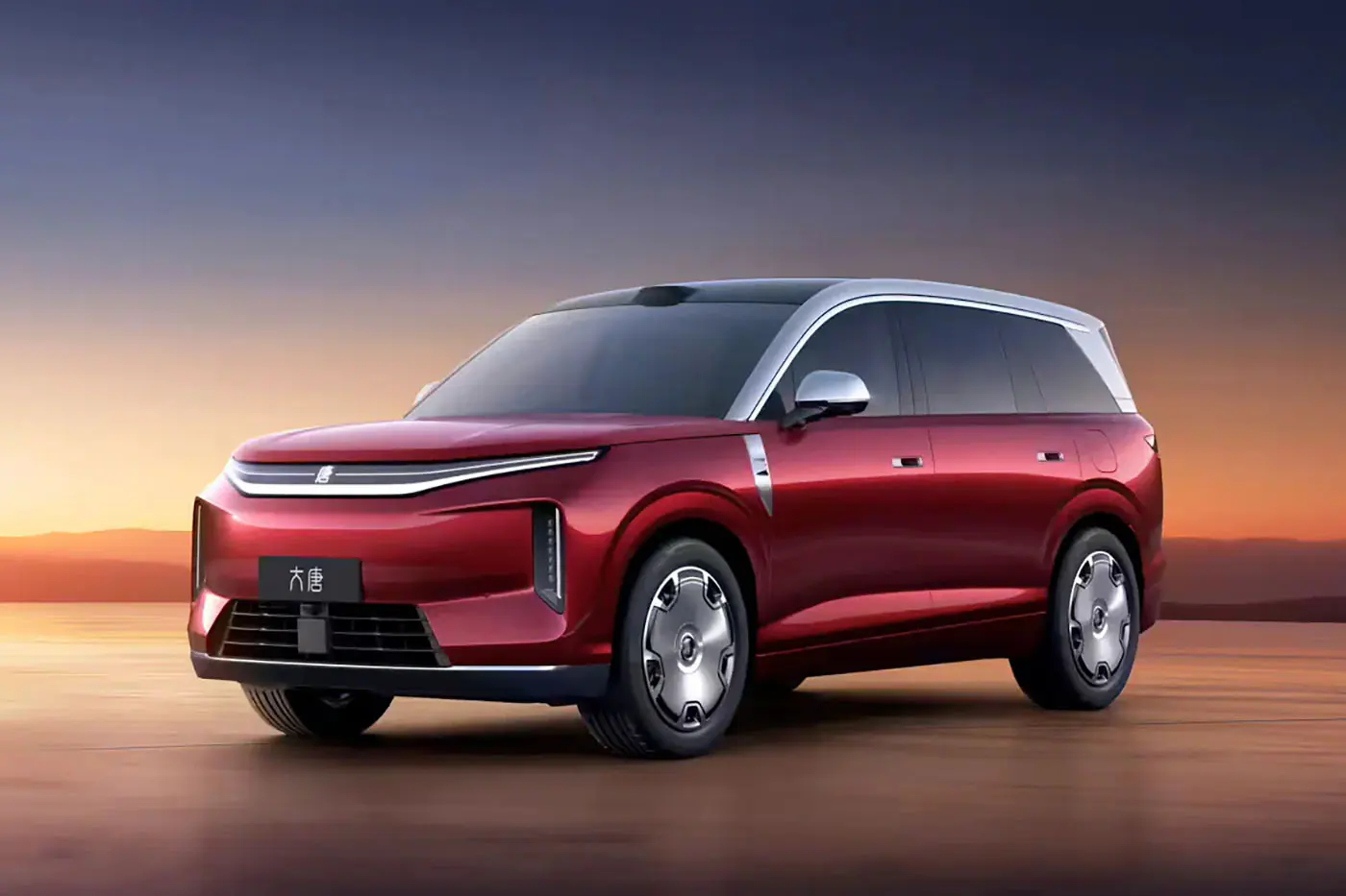 Кроссовер готов, а батарей нет: BYD отложил главную премьеру года