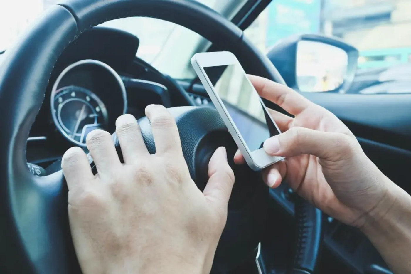 Белорусам приходит рассылка от «контрольной службы автодорог». Что это значит