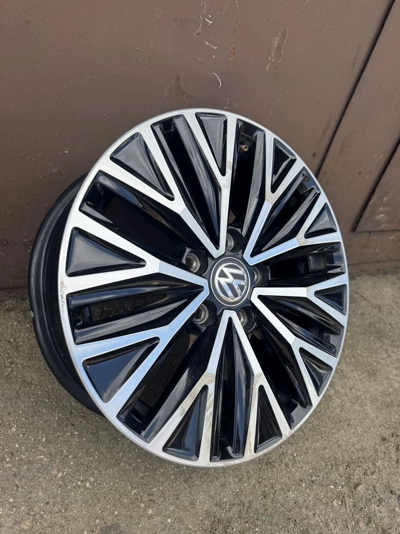 6.5xR16 5 112 ET46 DIA64.1 к Volkswagen Jetta
