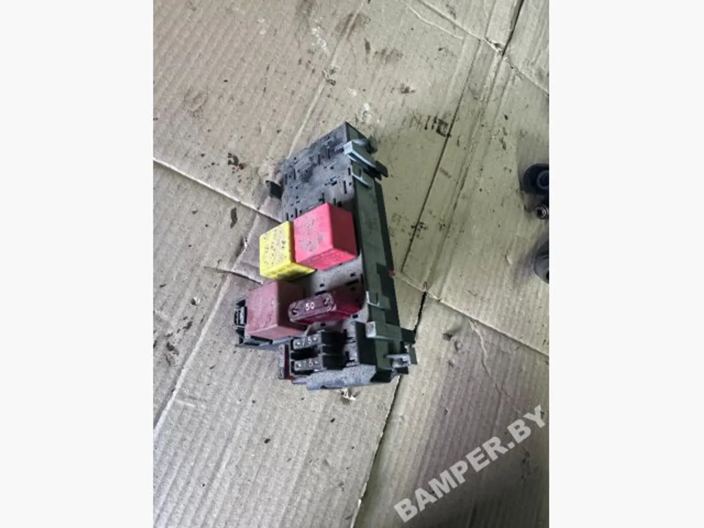 Блок предохранителей к Renault Scenic 1997
