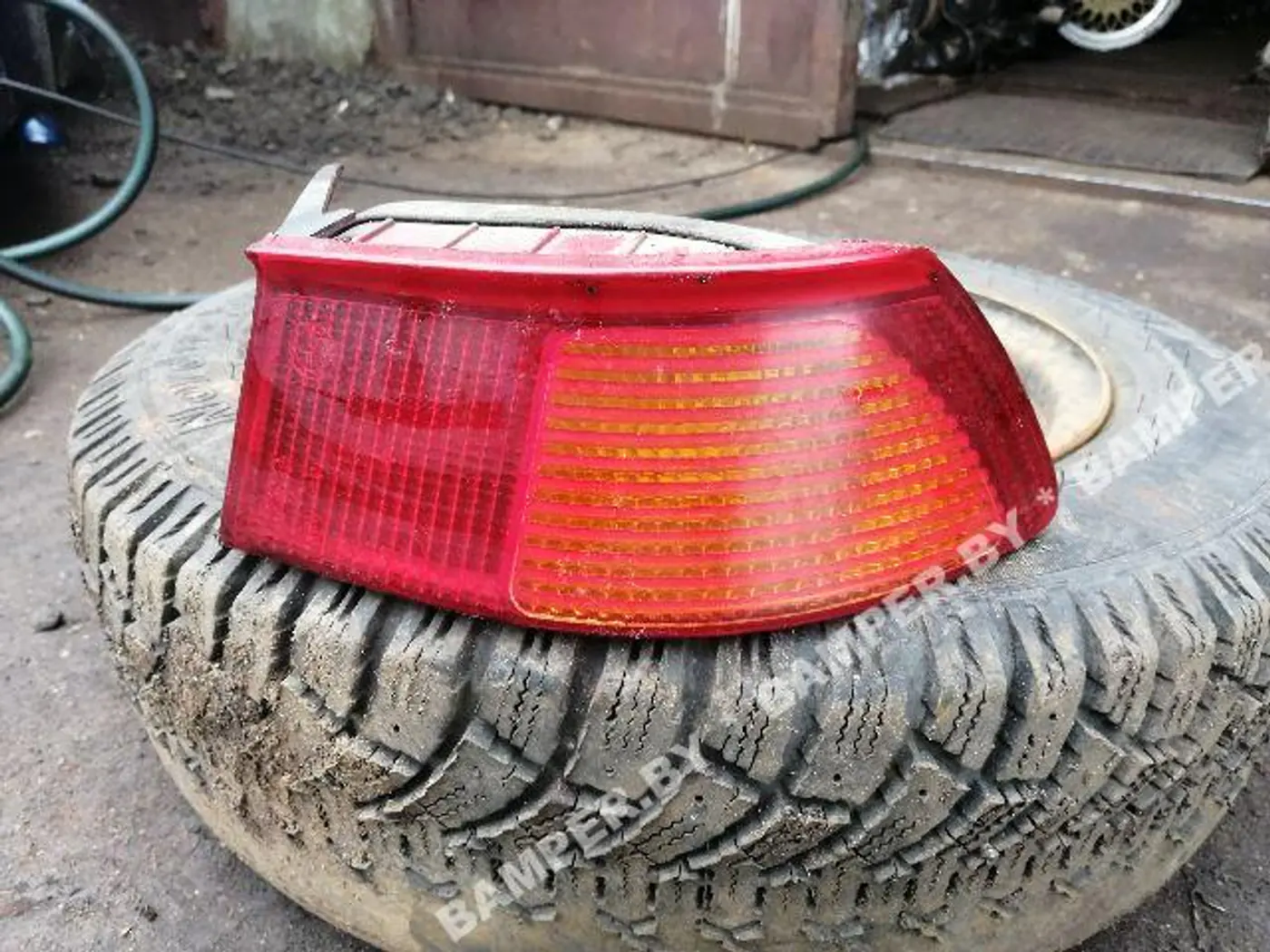 Фонарь задний правый к Alfa Romeo 145 1996