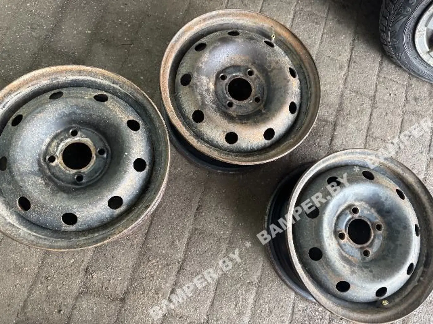 Диск штампованный к Renault Laguna 1995