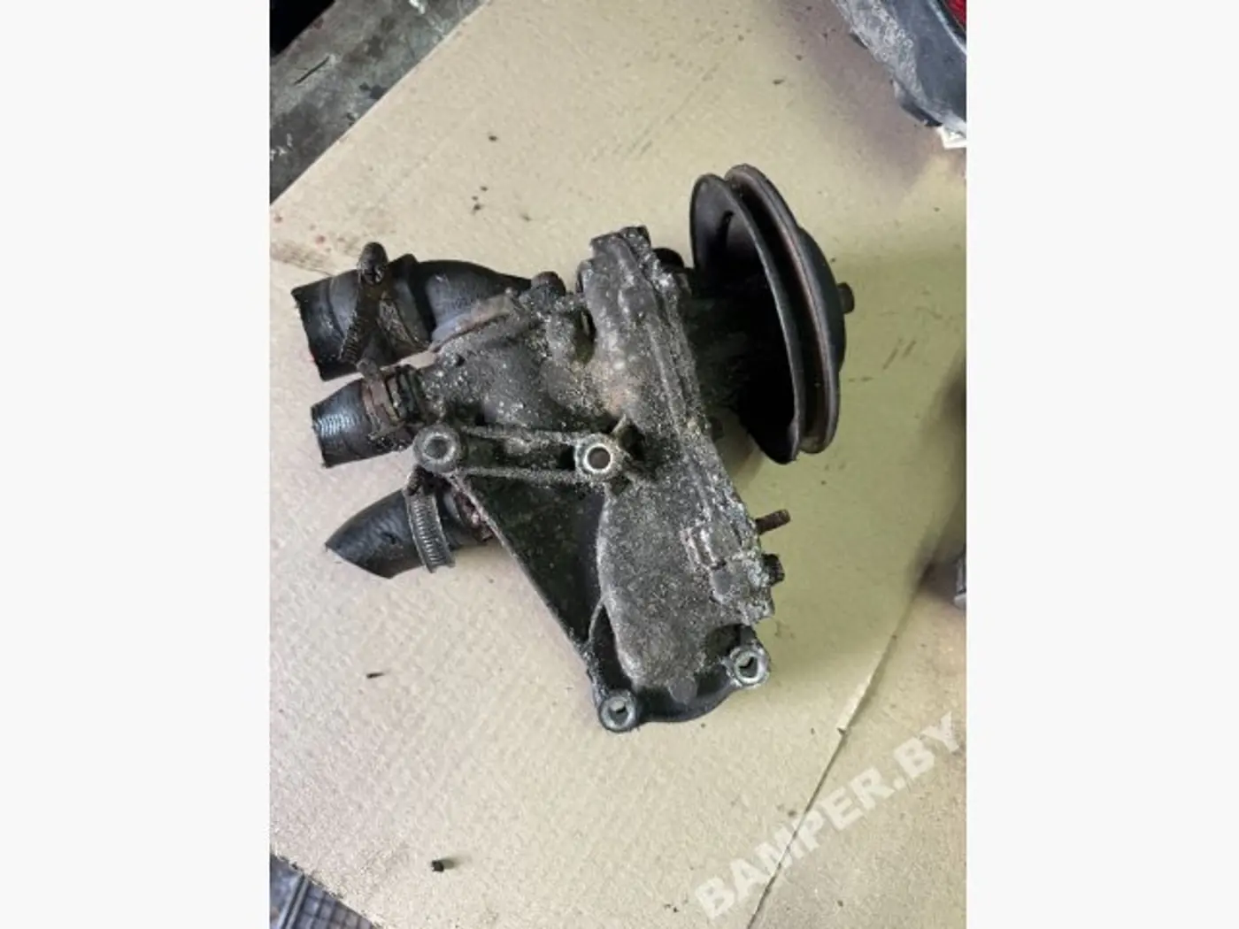 Помпа к Volkswagen Golf 1990