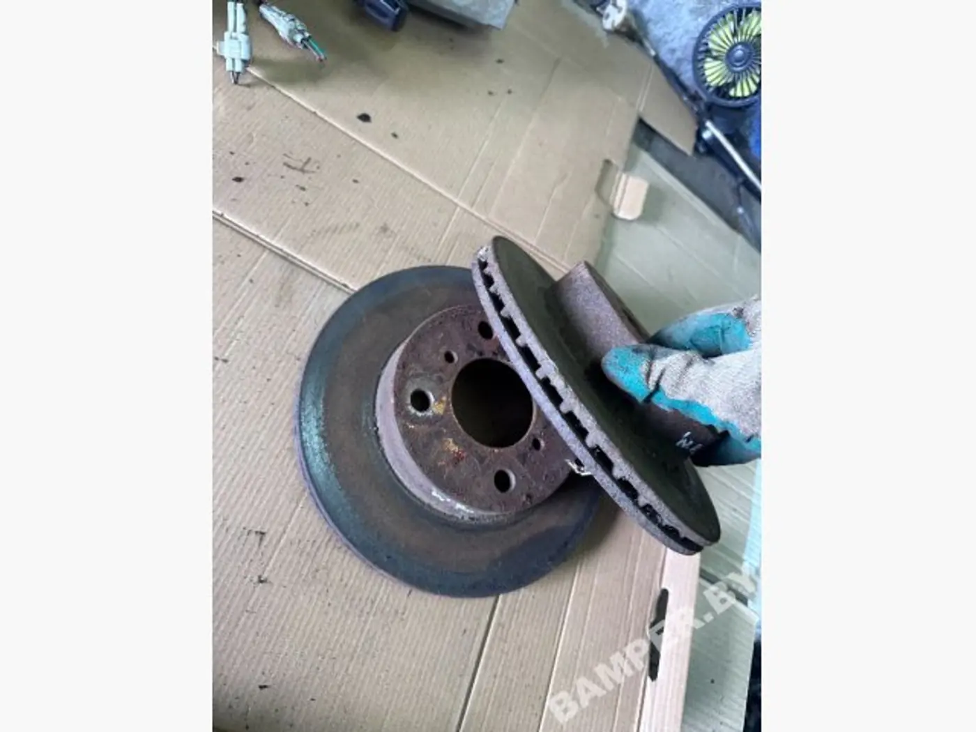 Диск тормозной передний к Suzuki Wagon R 1998