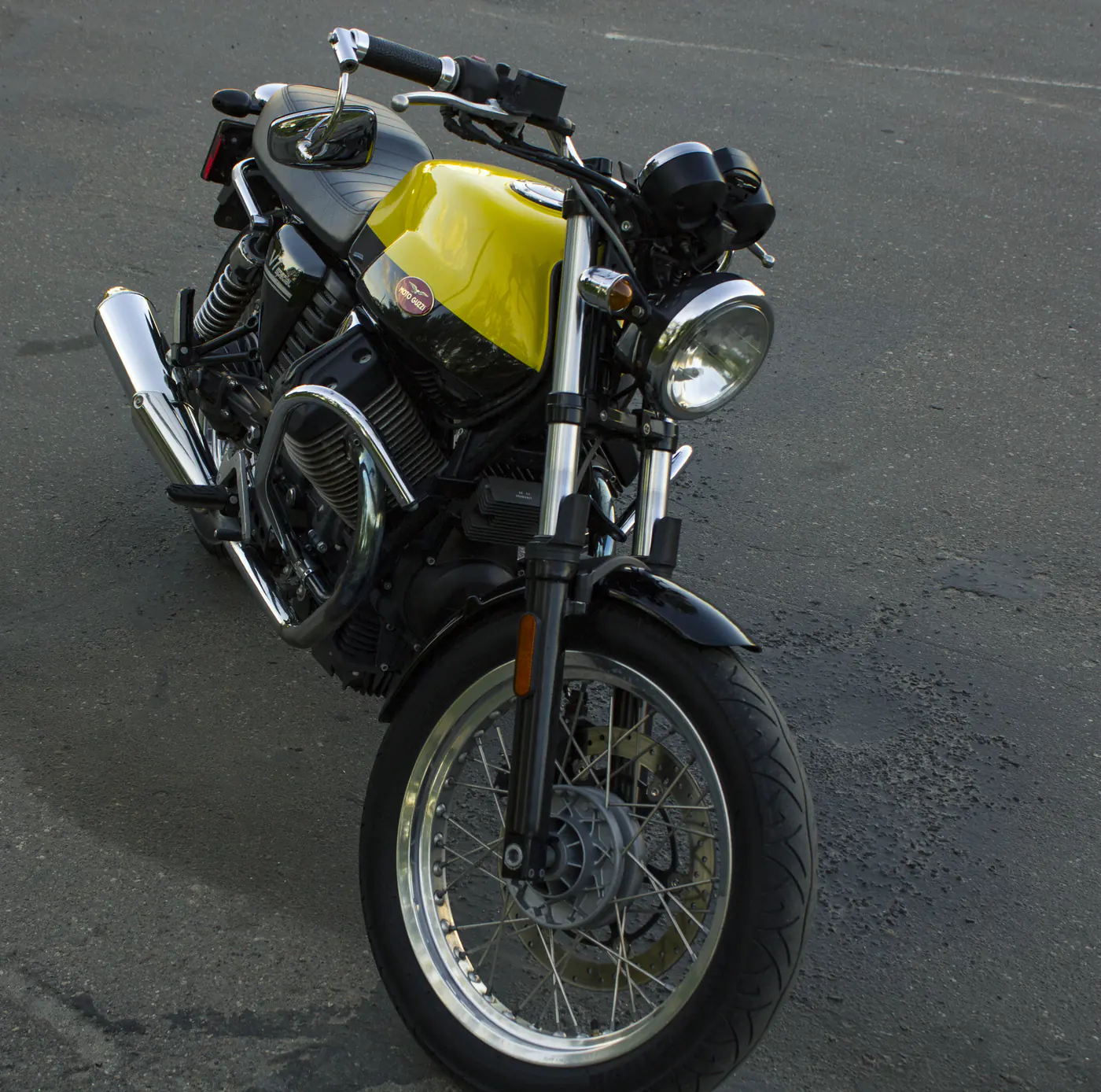 Moto Guzzi V 7, 2013