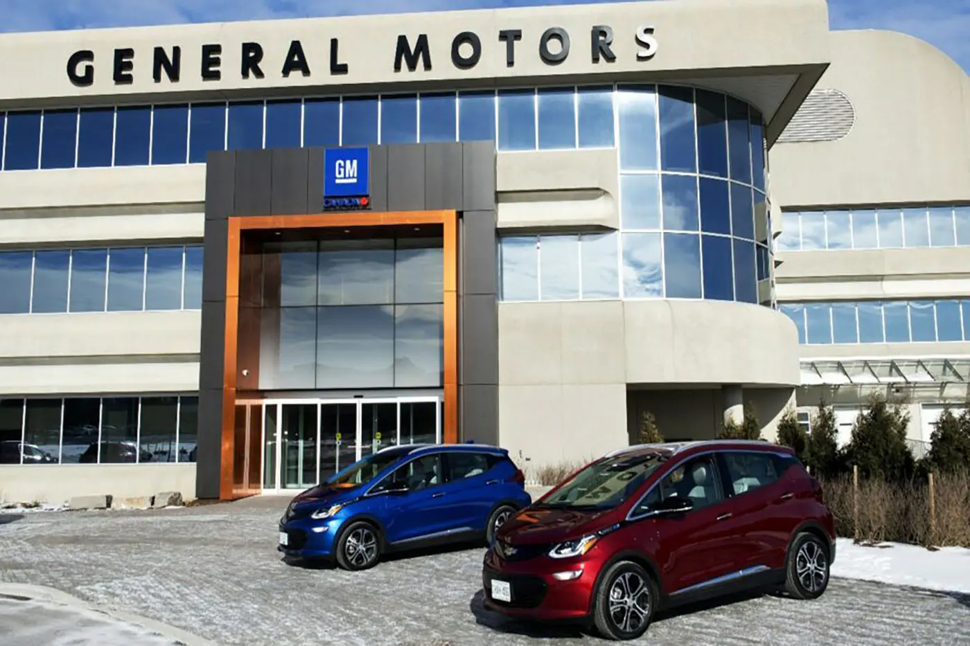 Новая система GM позволит водителям заглядывать за препятствия
