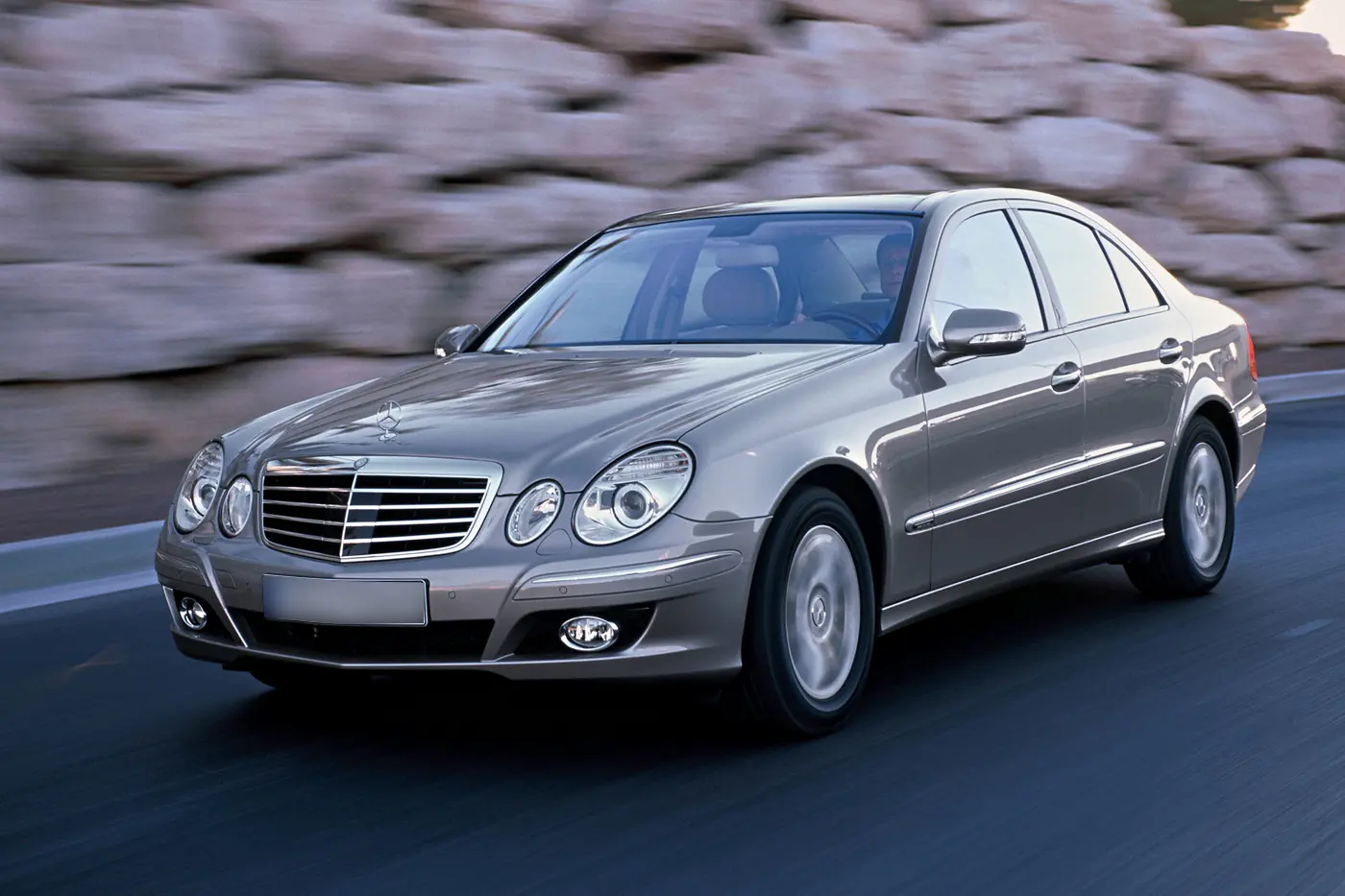 Понторезки: сравниваем стоимость обслуживания BMW E60 и Mercedes-Benz W211