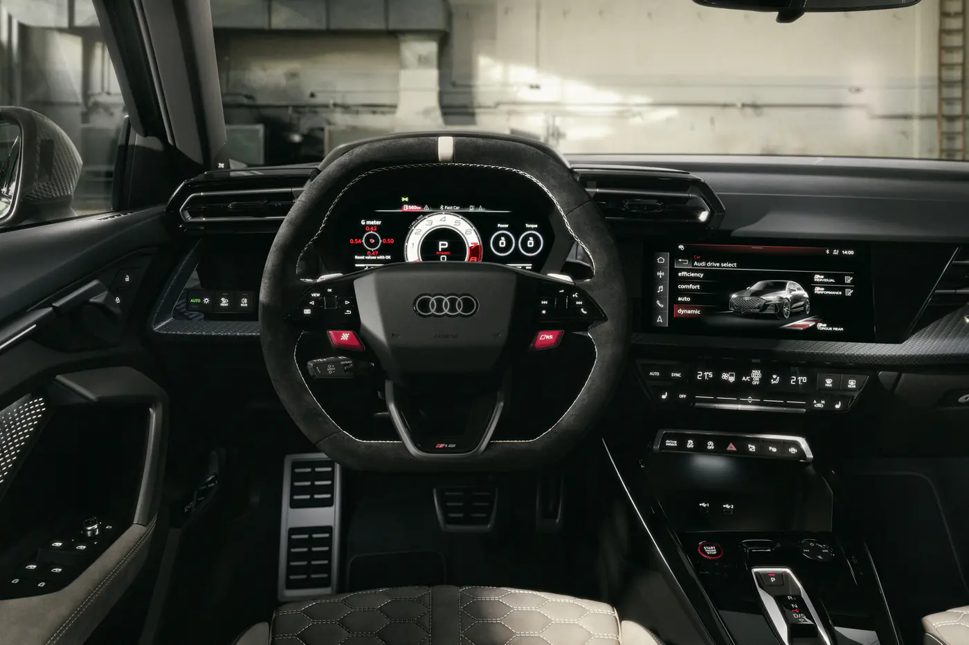 Пять цилиндров и «четыре кольца»: полувековой юбилей «пятерки» Audi