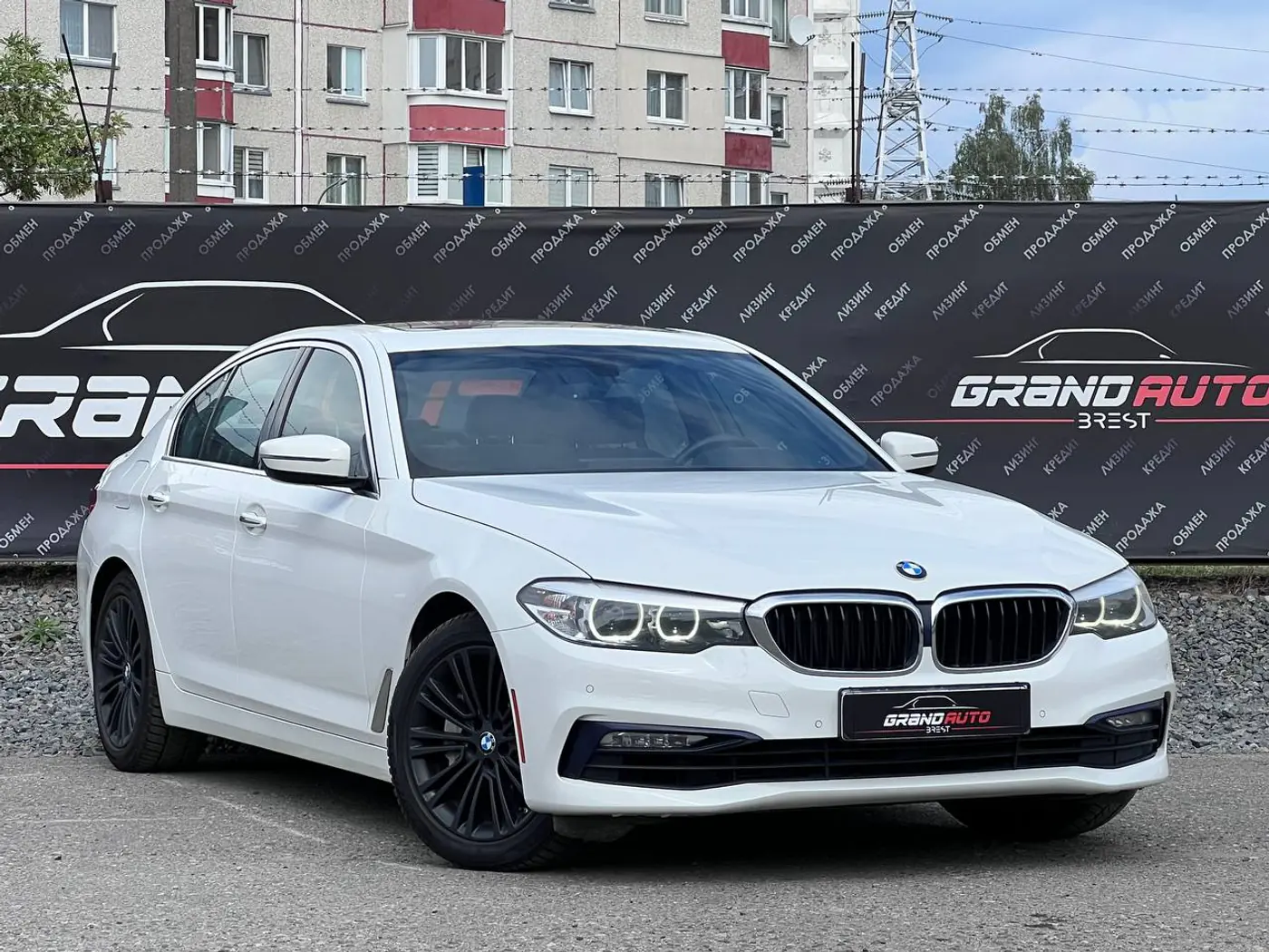 BMW 5 series VII (G30/G31), 2017