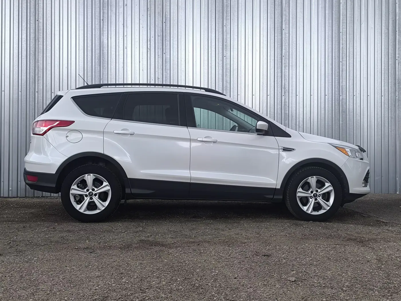 От Geely Emgrand до Ford Escape: выбираем авто c пробегом до 30 тысяч рублей