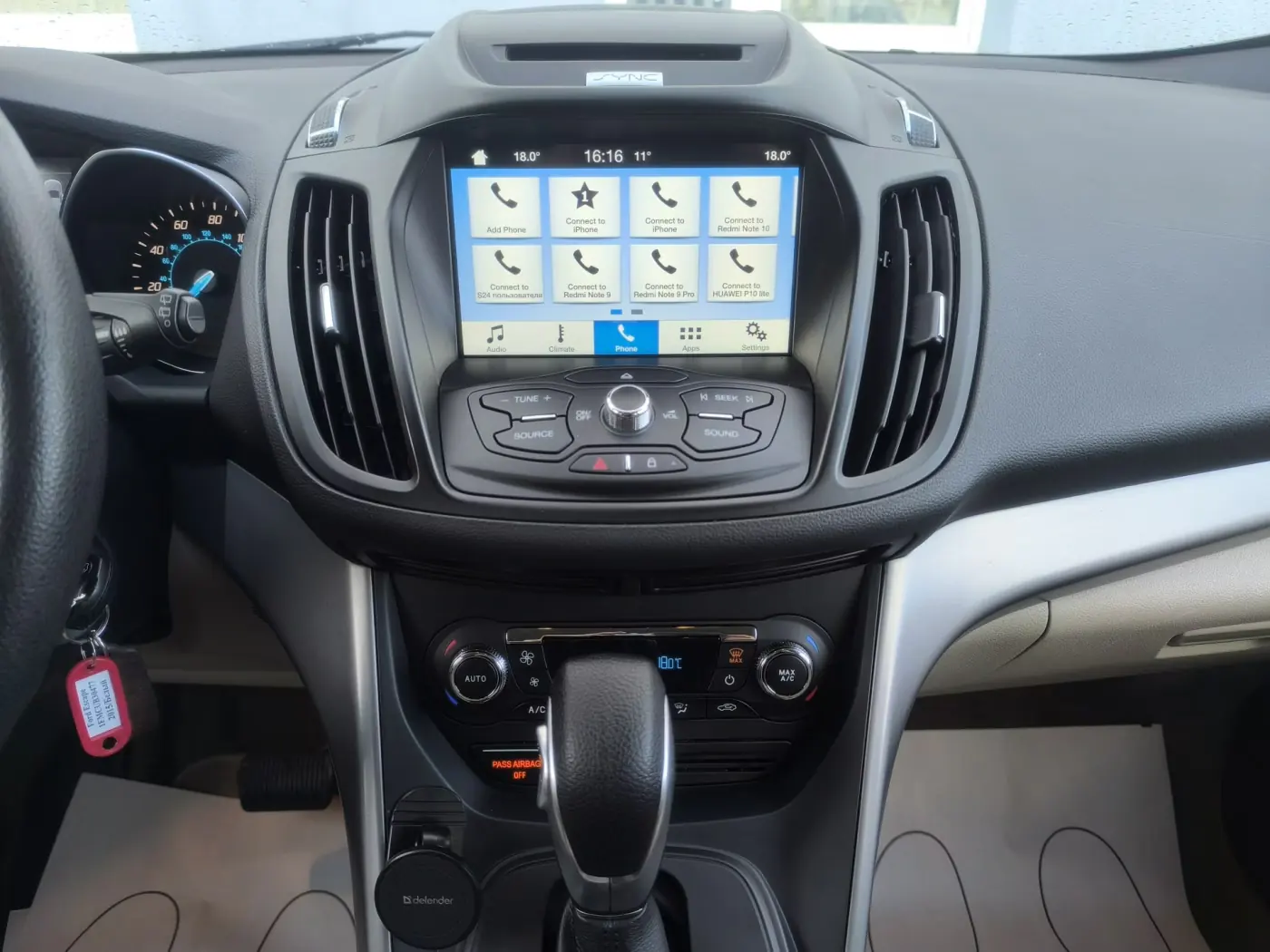 От Geely Emgrand до Ford Escape: выбираем авто c пробегом до 30 тысяч рублей