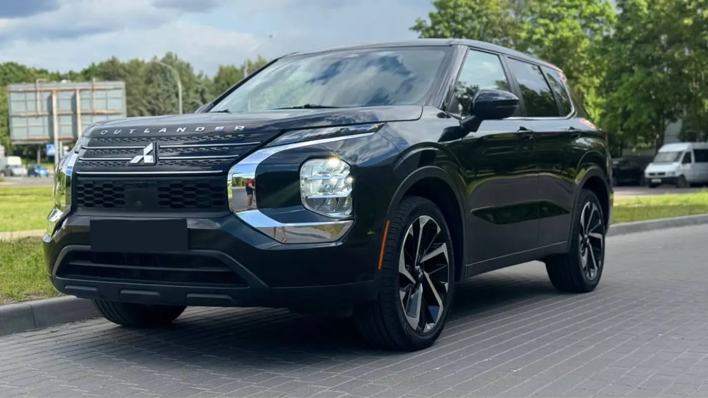 Mitsubishi Outlander IV, 2021