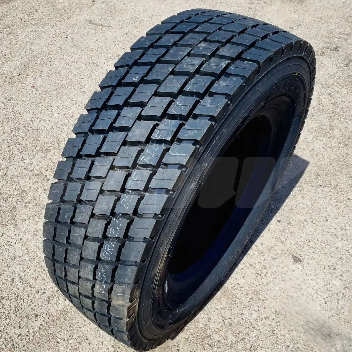 R22.5 315 70 Jinyu JD 575