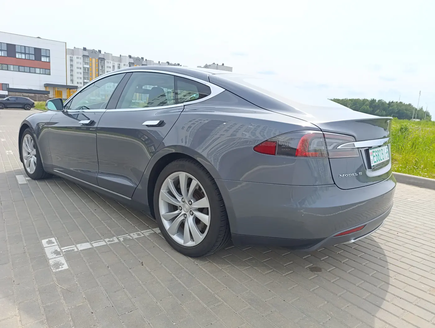 Tesla Model S I, 2014