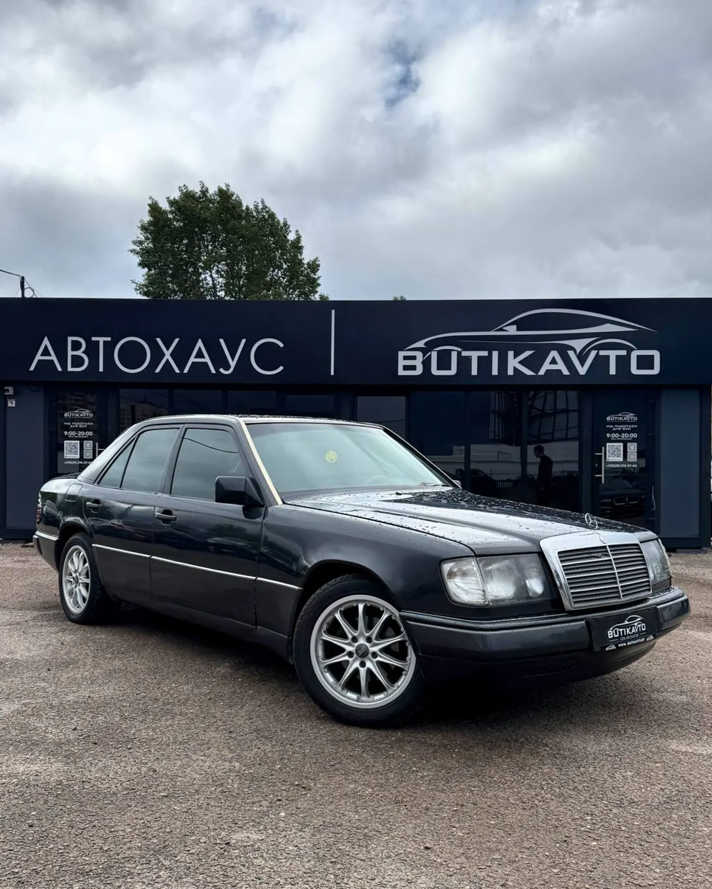 Mercedes-Benz E-klasse I (W124), 1988