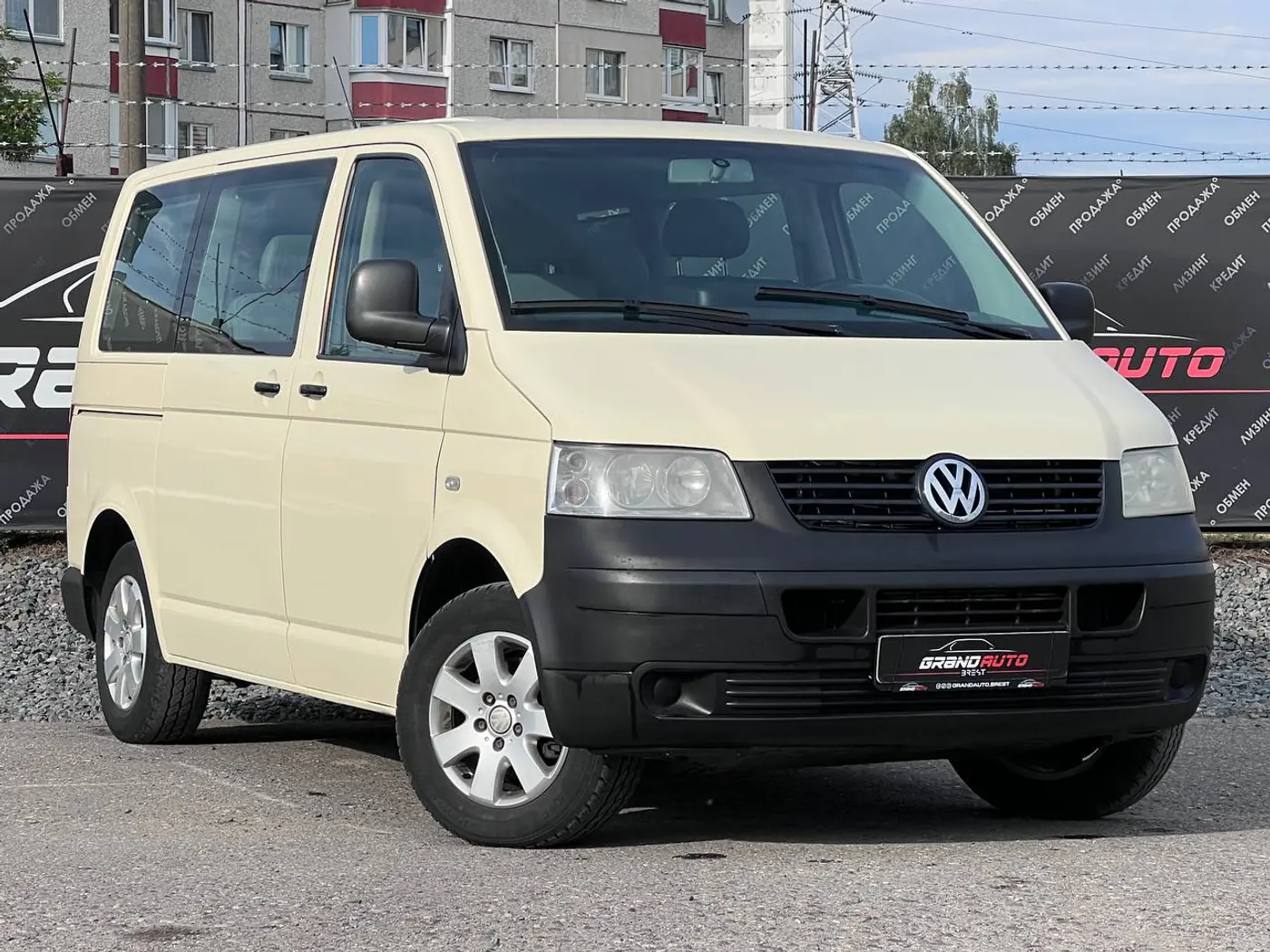 Volkswagen Caravelle T5, 2004