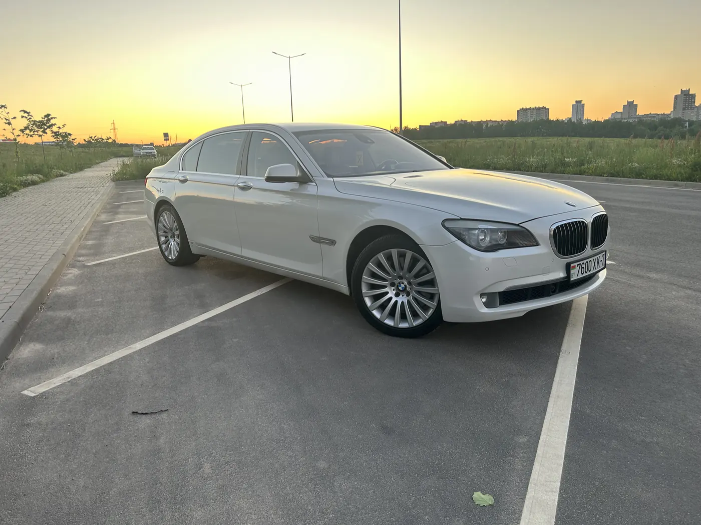 BMW 7 series V (F01/F02/F04), 2009