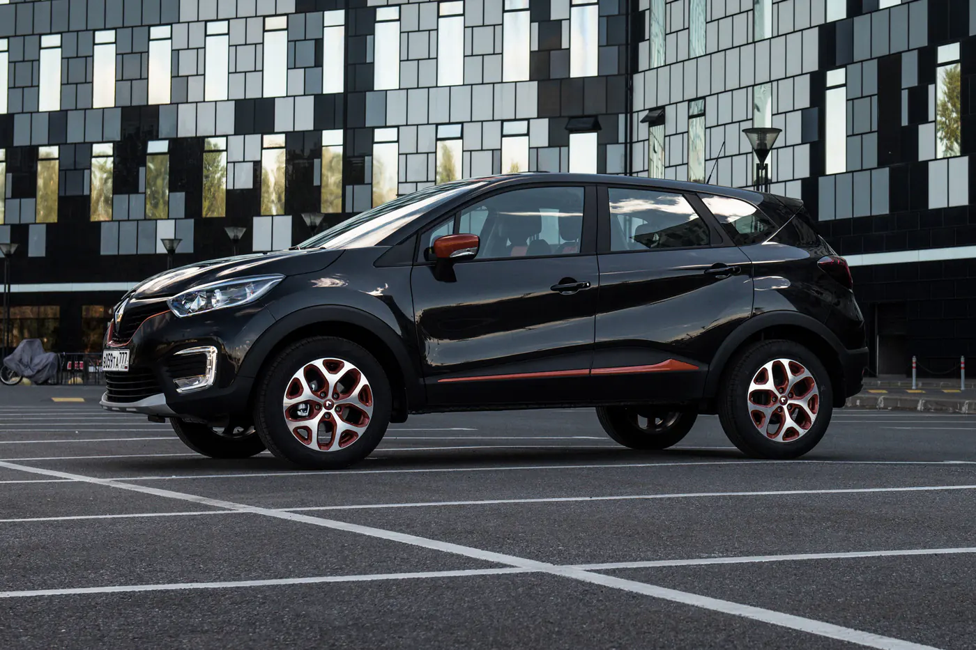10 лет спустя: сравниваем стоимость обслуживания Renault Kaptur и Hyundai Creta