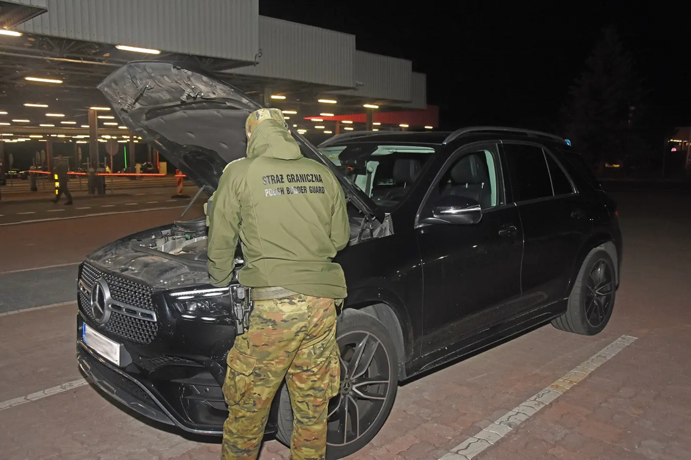 Разыскиваемый в Польше Mercedes задержали по пути в Беларусь