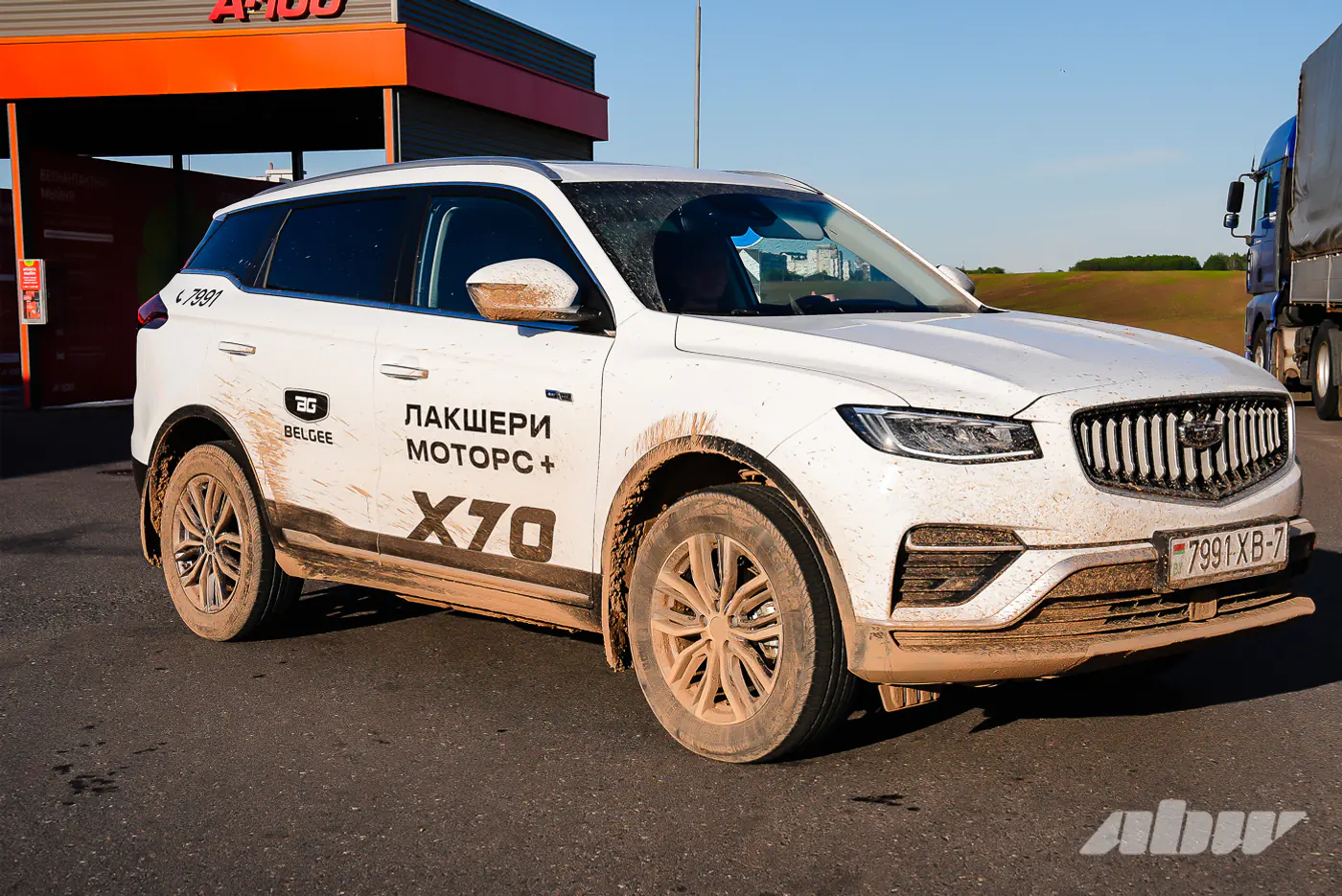Робот против автомата: тест-драйв моек «А-100» на очень грязных авто