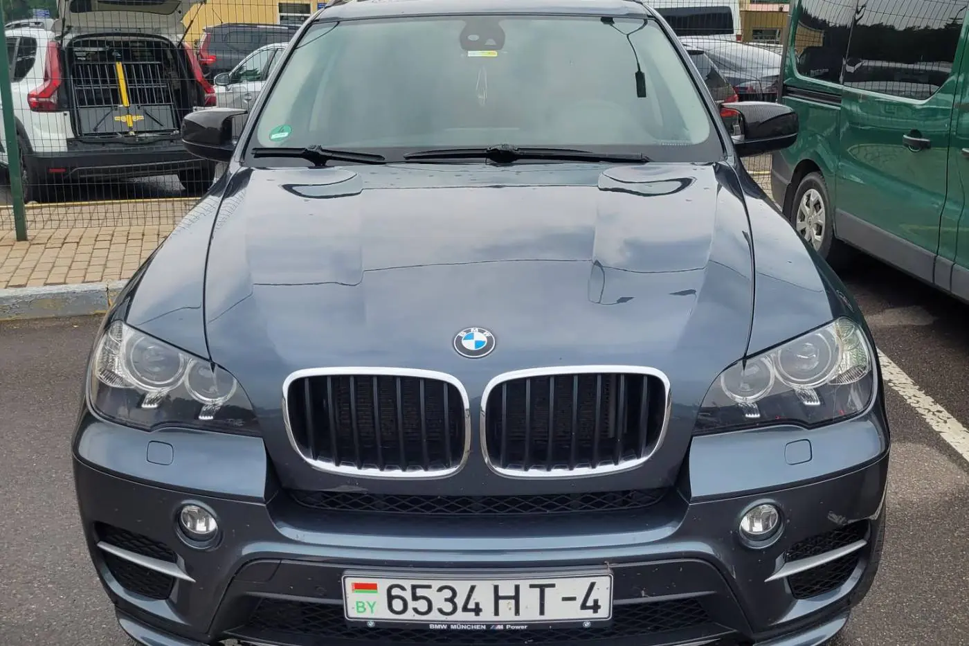 В Литве выявили два случая ввоза BMW в Беларусь в обход санкций