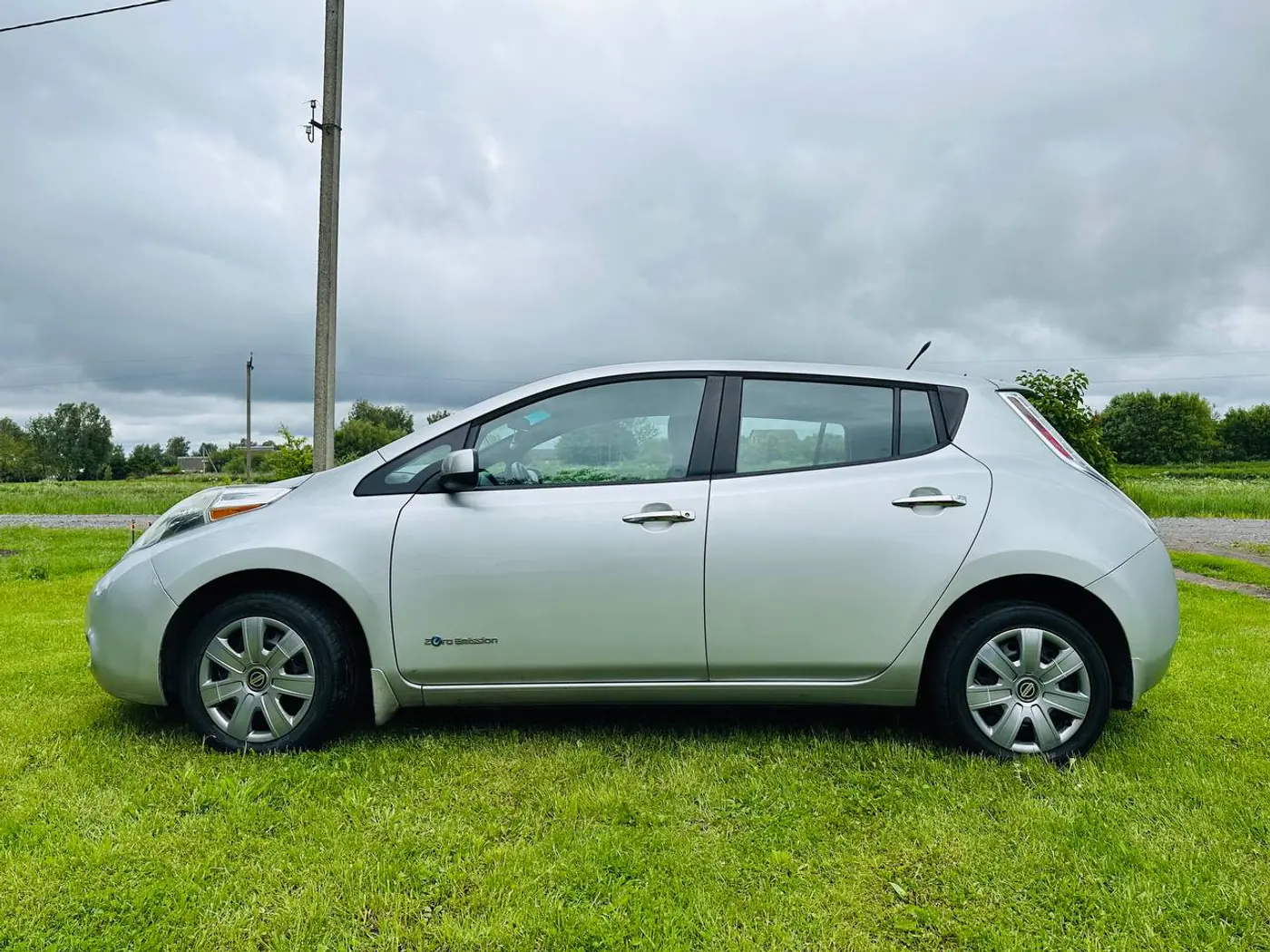 Nissan Leaf I (ZE0/AZE0), 2013