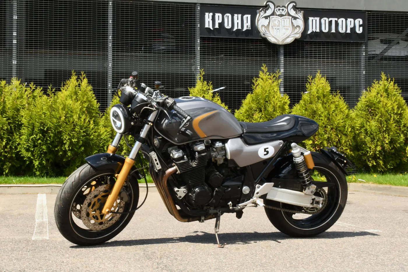 Yamaha XJR1200, 1996