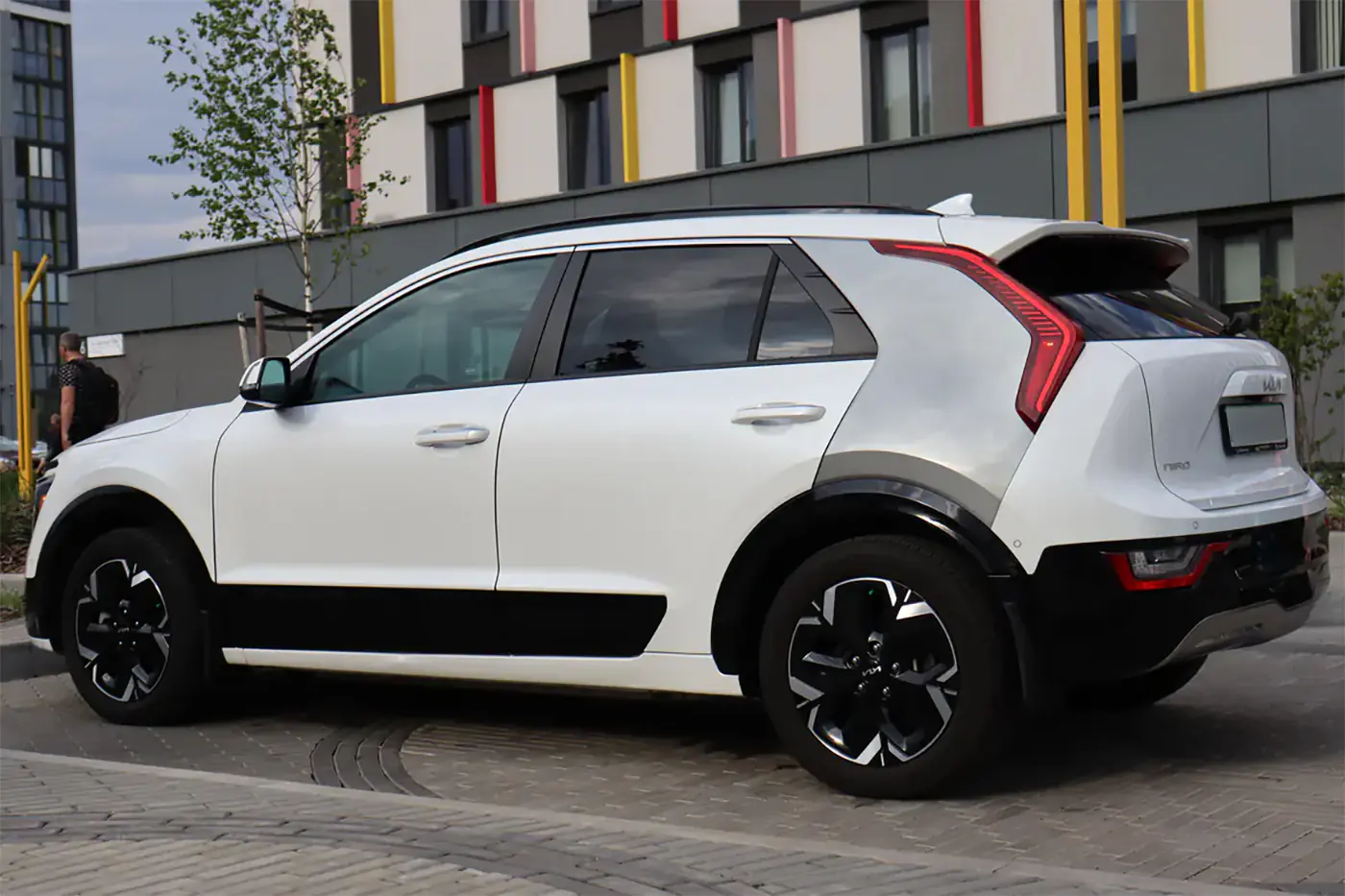 «Ездила девушка»: какие автомобили продают с популярной формулировкой