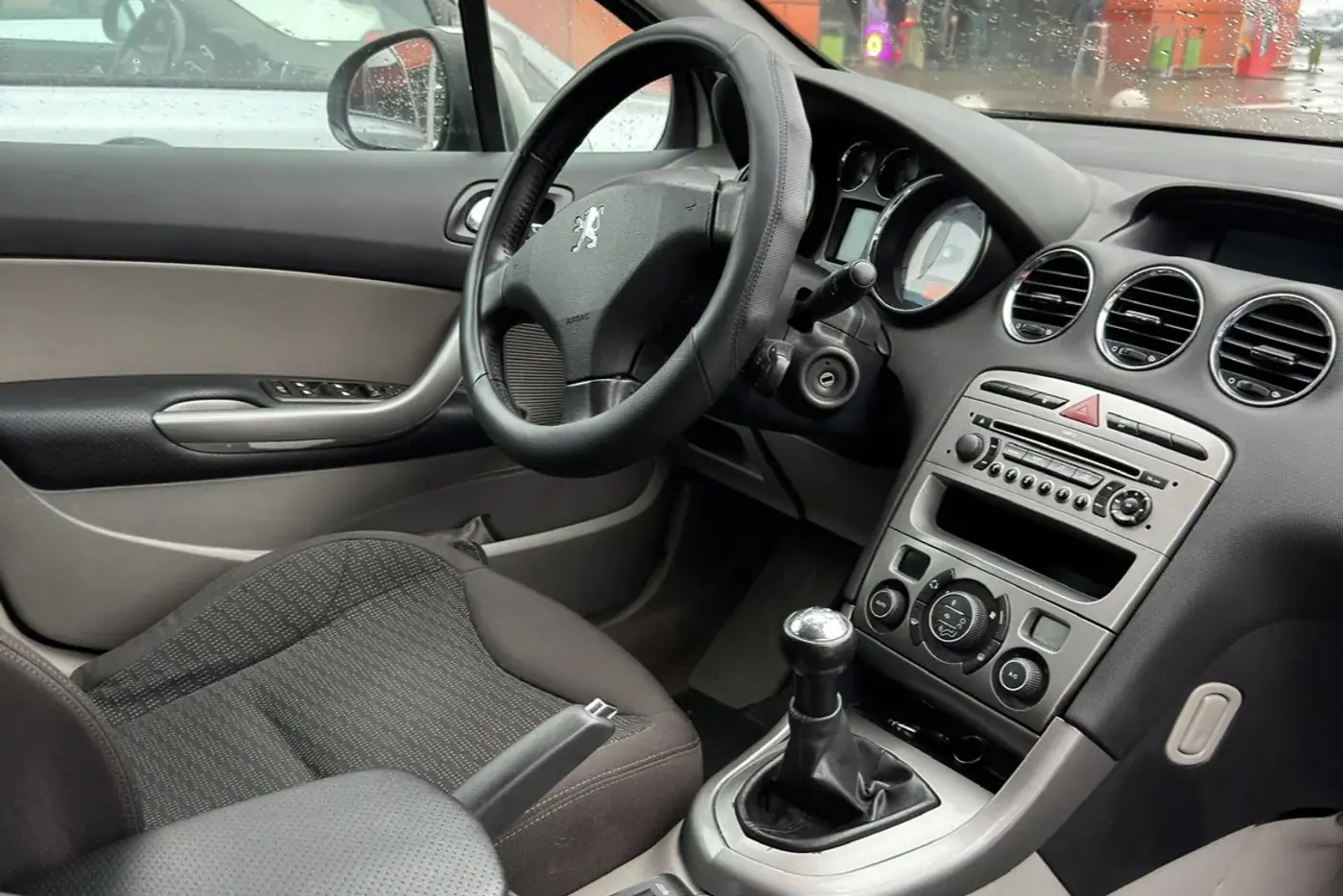 «Ездила девушка»: какие автомобили продают с популярной формулировкой