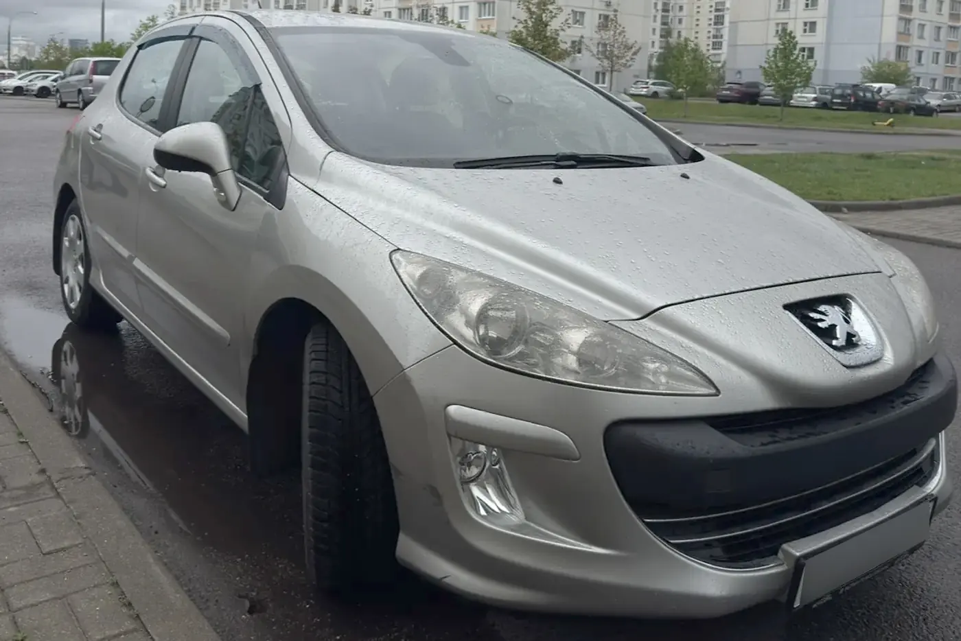 «Ездила девушка»: какие автомобили продают с популярной формулировкой