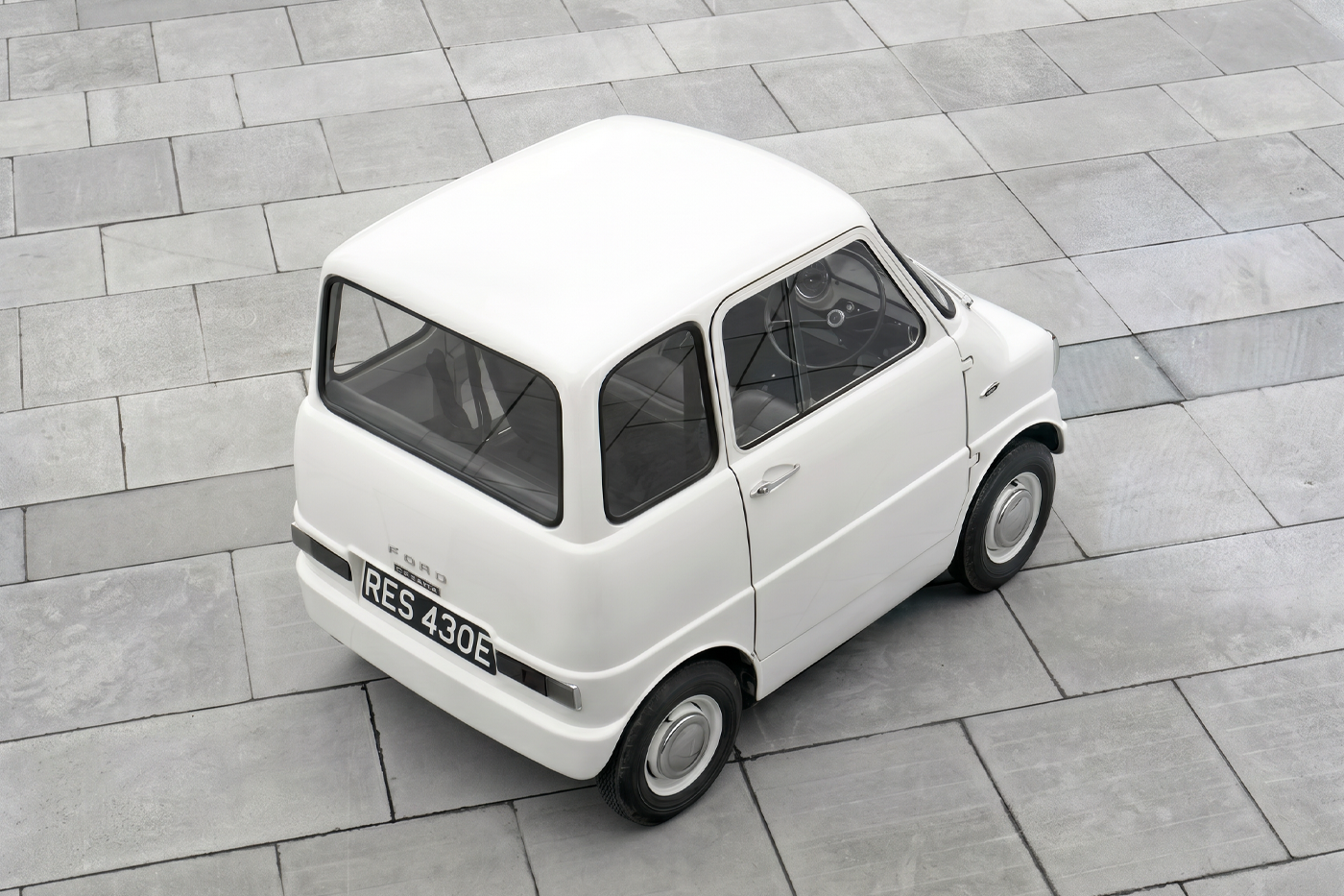 Маленький, странный, электрический: Ford Comuta 1967 года, который опередил рынок