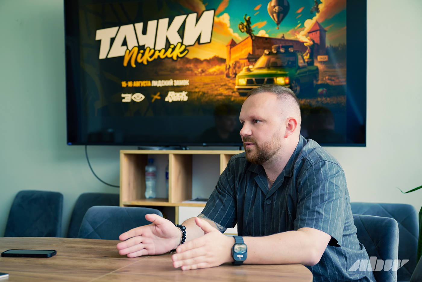 «Нельзя показывать людям одно и то же»: откровенный разговор о проекте «Тачки»