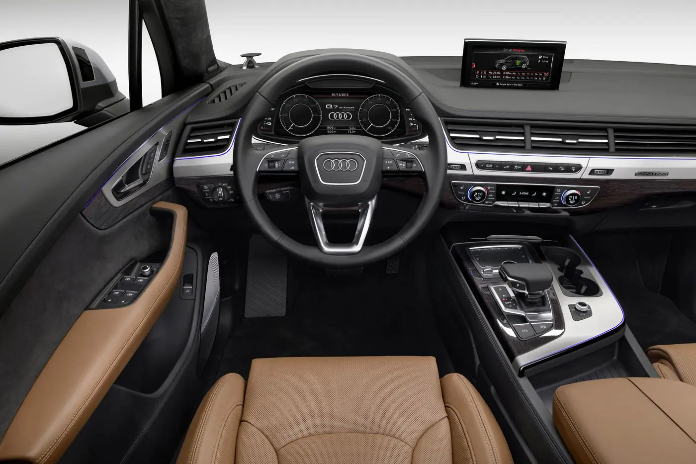 Кроссовер Audi Q7 третьего поколения: что новенького
