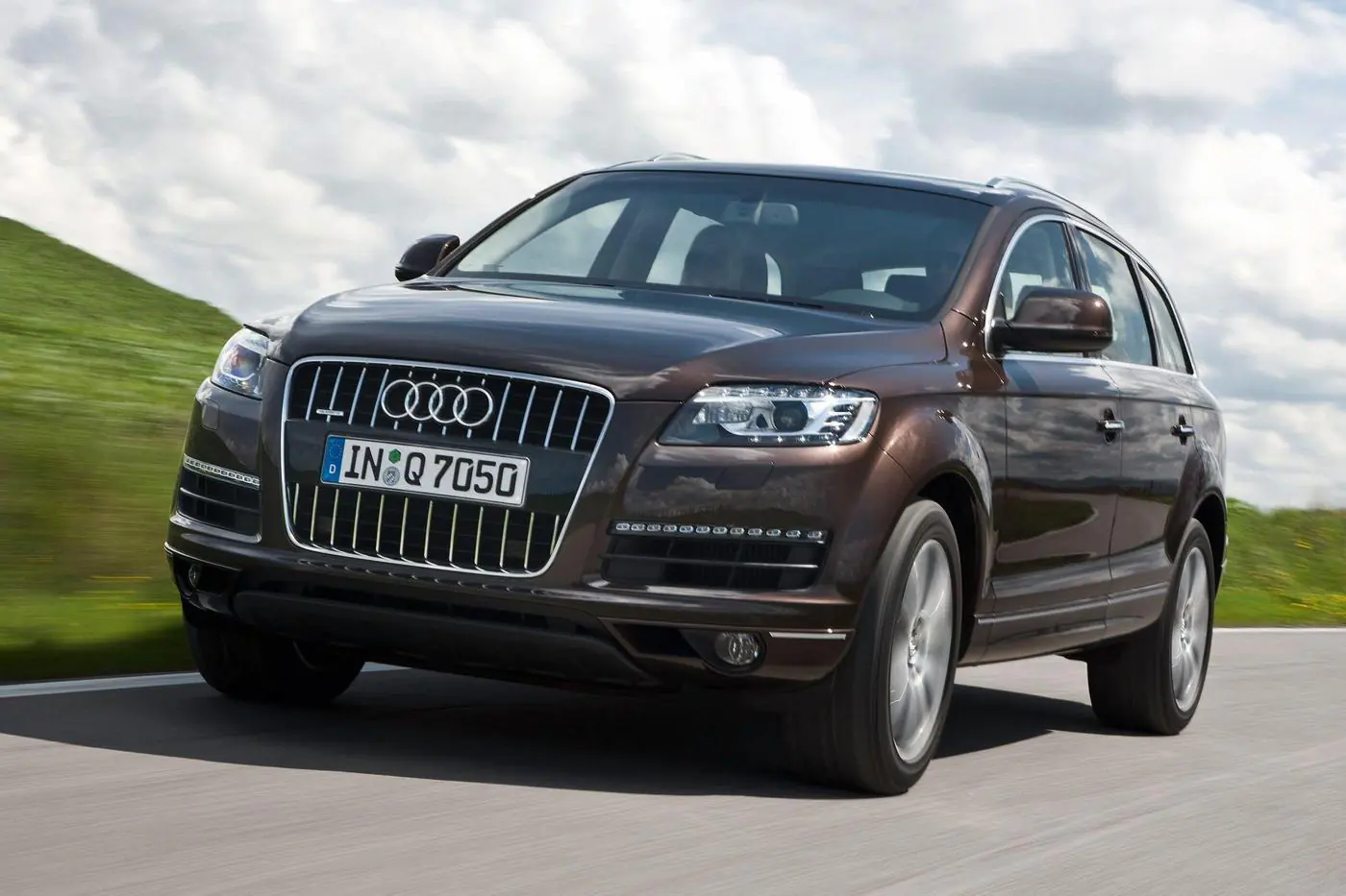 Кроссовер Audi Q7 третьего поколения: что новенького