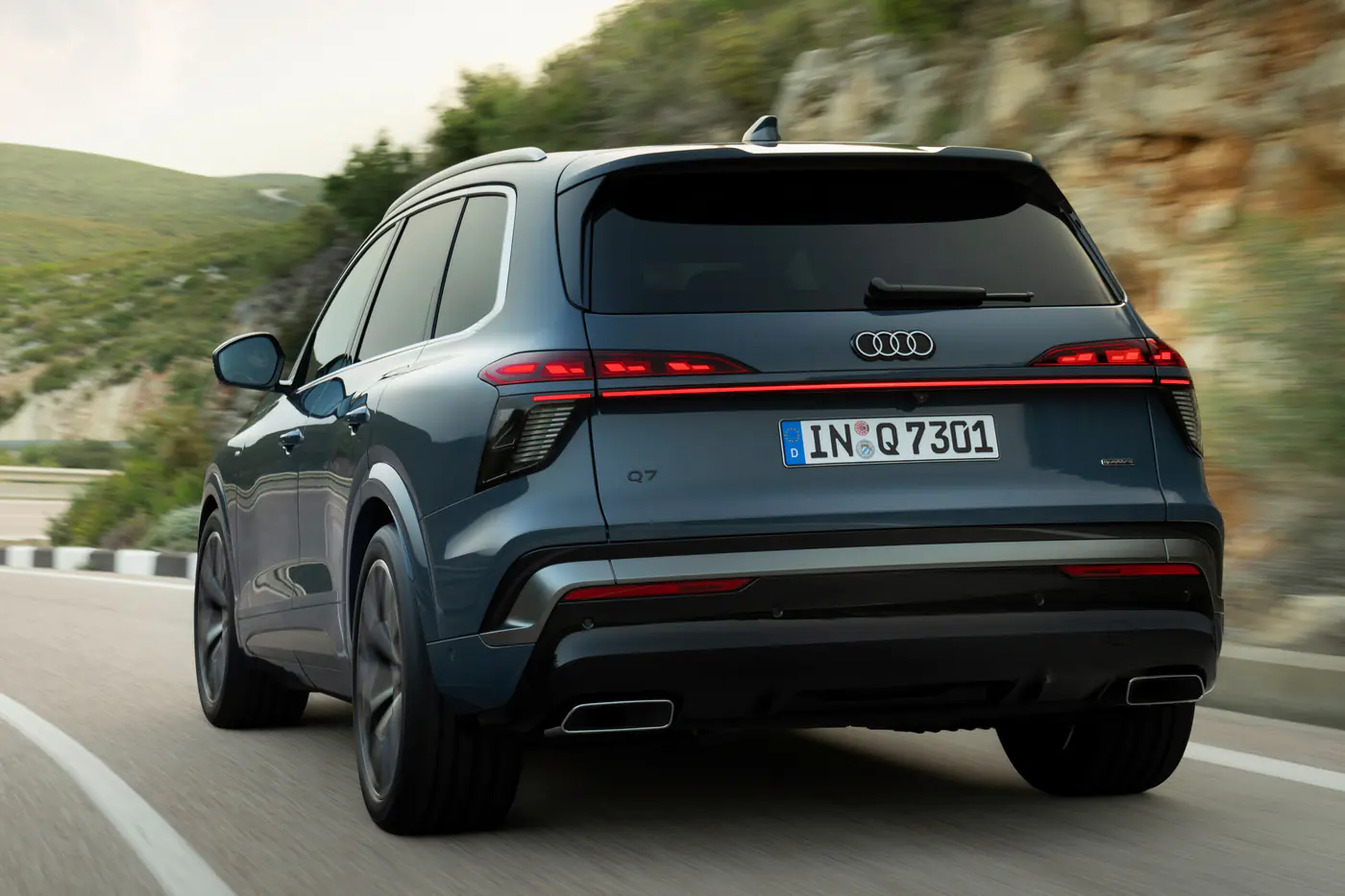 Кроссовер Audi Q7 третьего поколения: что новенького
