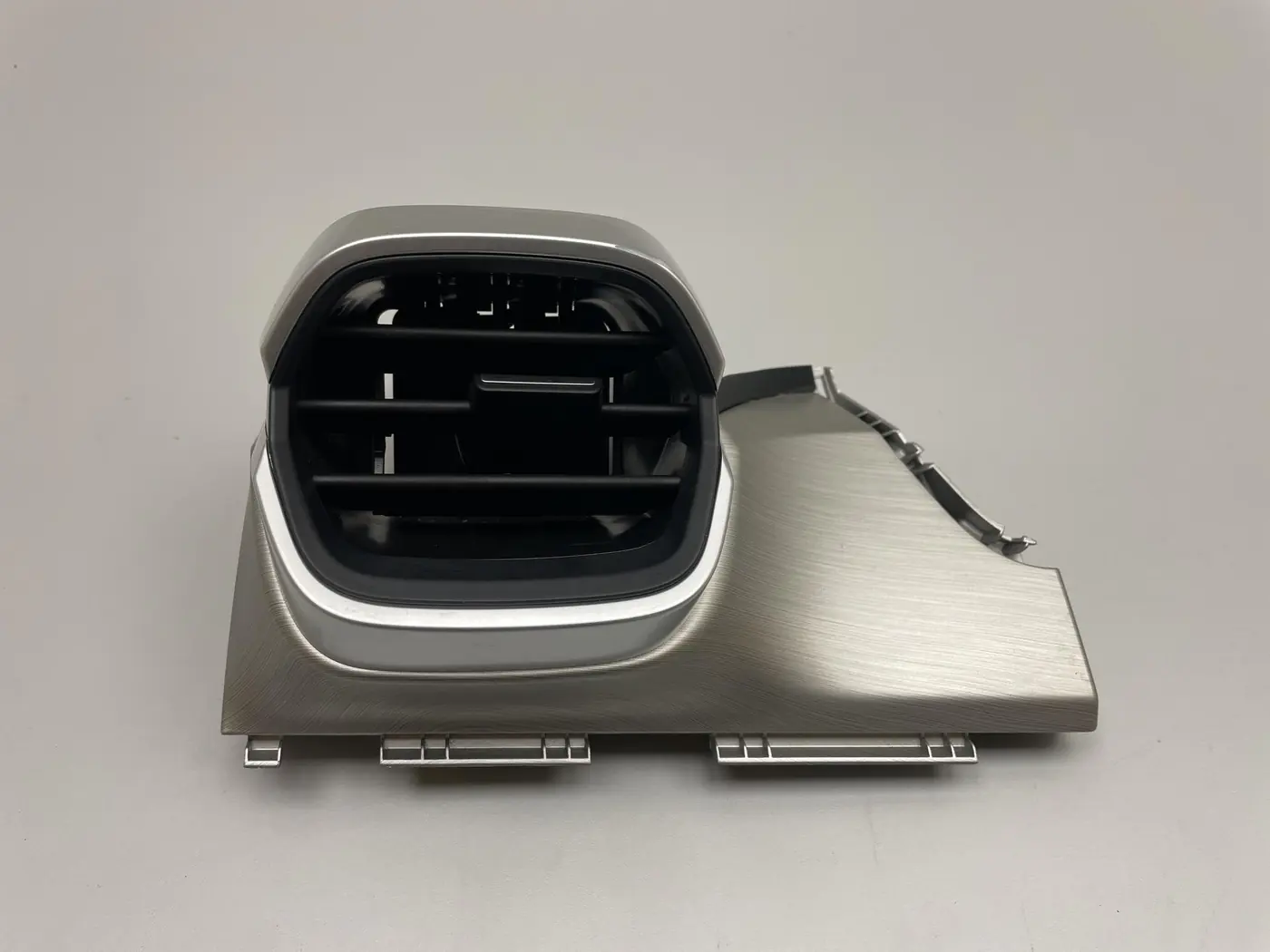 Дефлектор обдува салона к Geely Coolray 2023