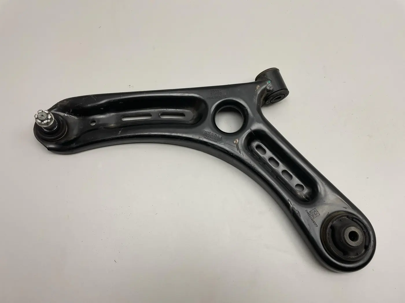 Рычаг передний левый к Geely Coolray 2023