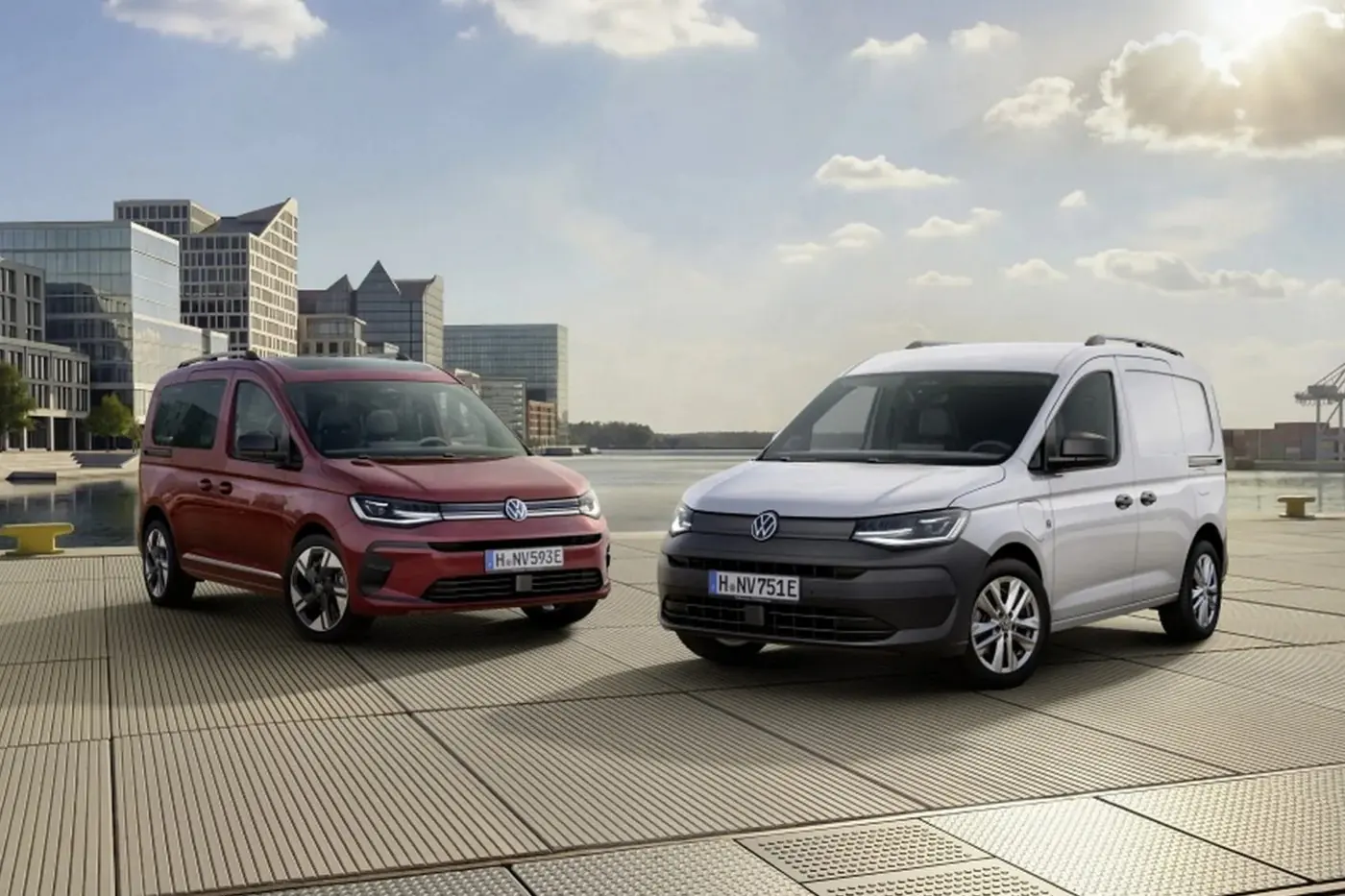 Внешне изменились мало, а что внутри? Встречаем обновленные Volkswagen Caddy и Multivan