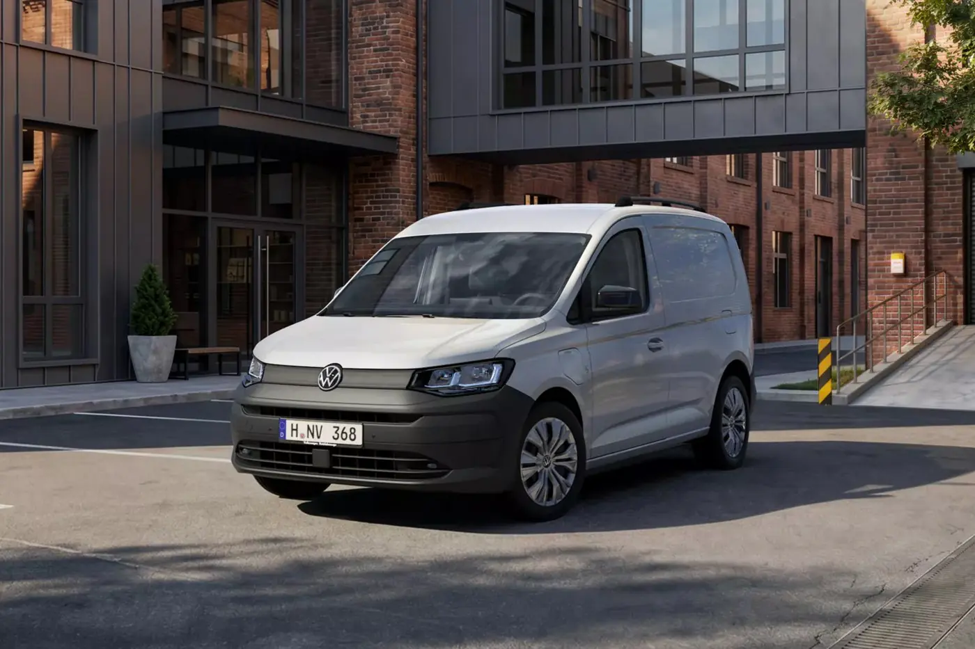 Внешне изменились мало, а что внутри? Встречаем обновленные Volkswagen Caddy и Multivan