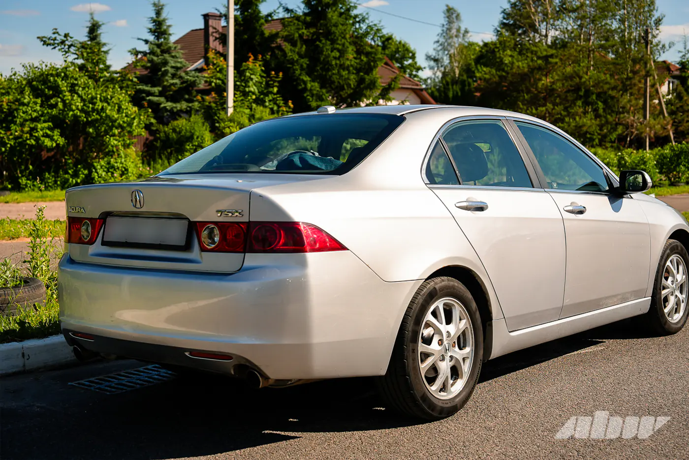 «Это самая заантикоренная машина на всем побережье»: мнение владельца Acura TSX