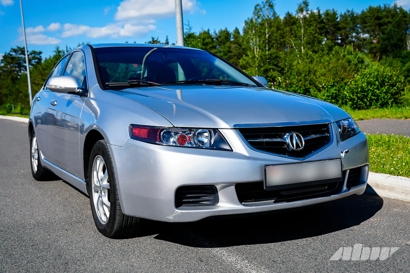 «Это самая заантикоренная машина на всем побережье»: мнение владельца Acura TSX