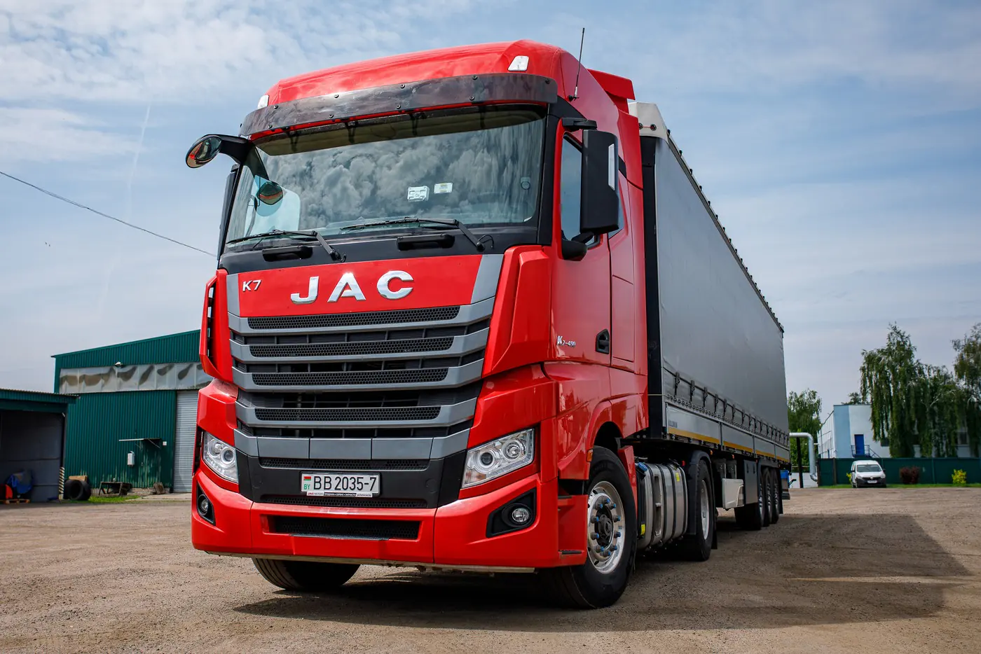 Правда о тягачах JAC K7: плюсы и минусы, о которых говорят перевозчики