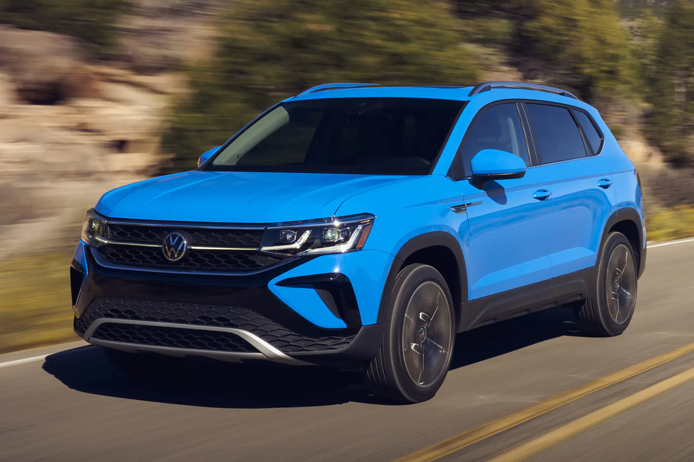 Не те, кем кажутся: считаем стоимость обслуживания Volkswagen Taos и Kia Seltos