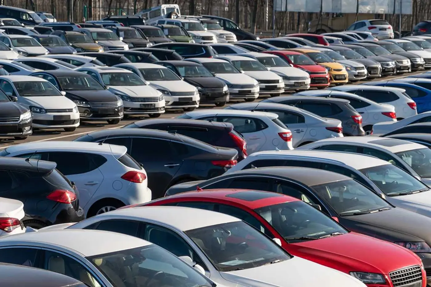 BMW, Mercedes, VW и Stellantis создадут общую ОС