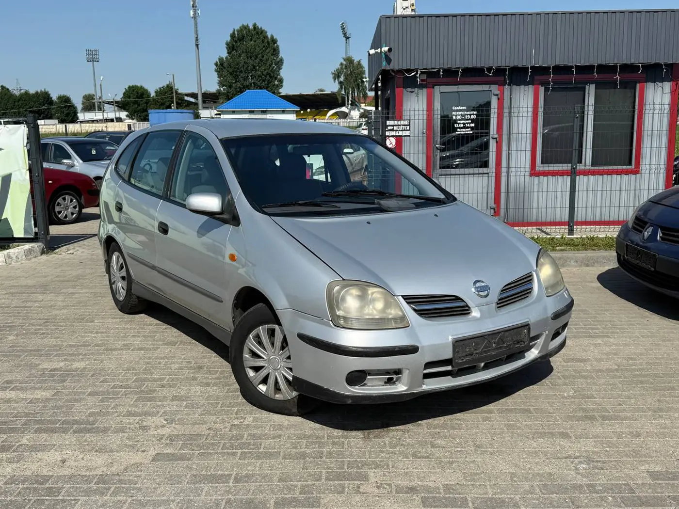 Nissan Almera Tino I Рестайлинг, 2003