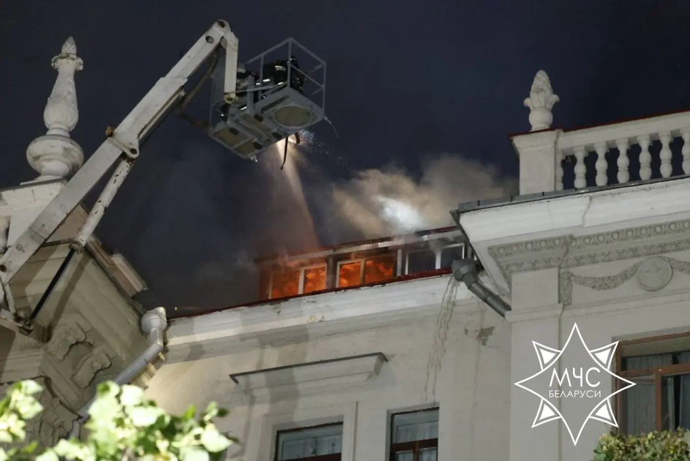 После крупного пожара в Минске ограничили движение по улице Маркса